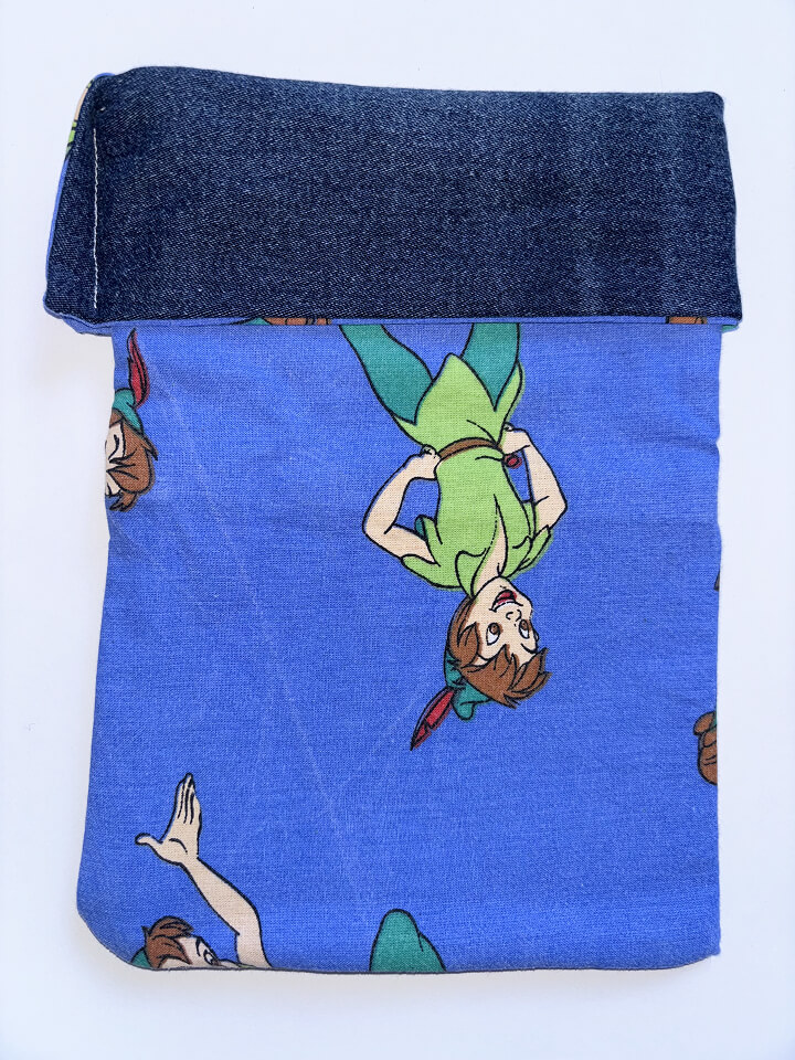 Pochette livre de poche upcylcée Peter Pan