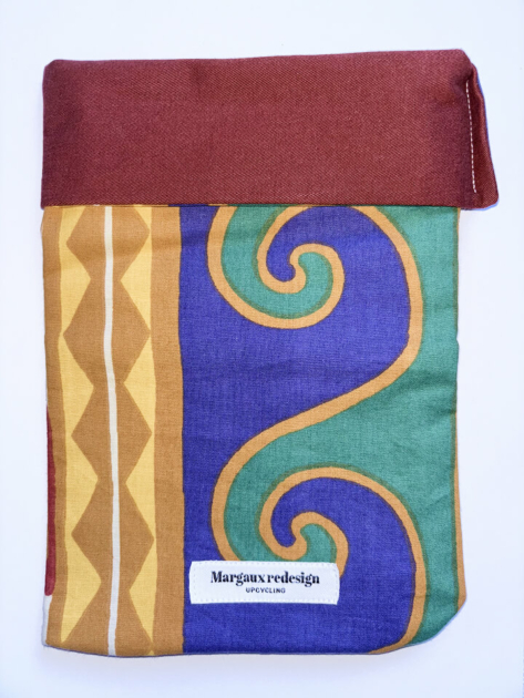 Pochette livre de poche upcyclée vague