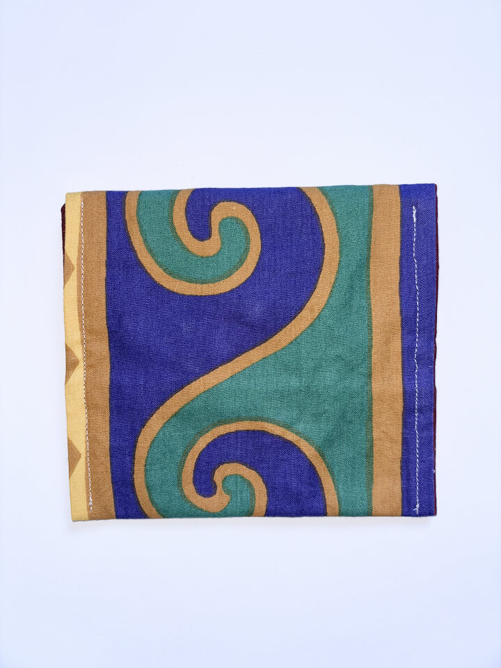 Mini pochette upcyclée vague