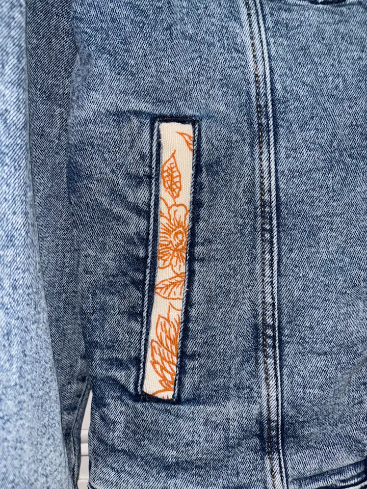 Veste en jean fleurs