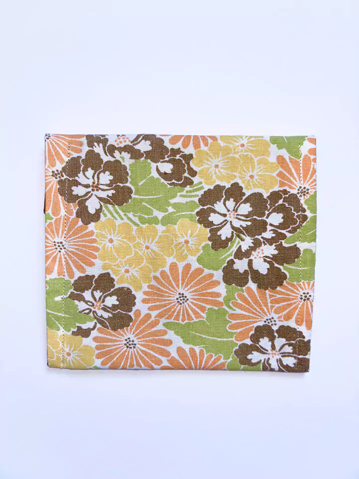 Mini pochette upcyclée fleur orange