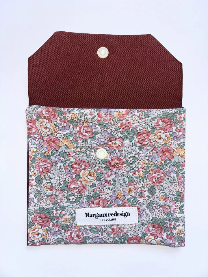 Mini pochette upcyclée fleur rose